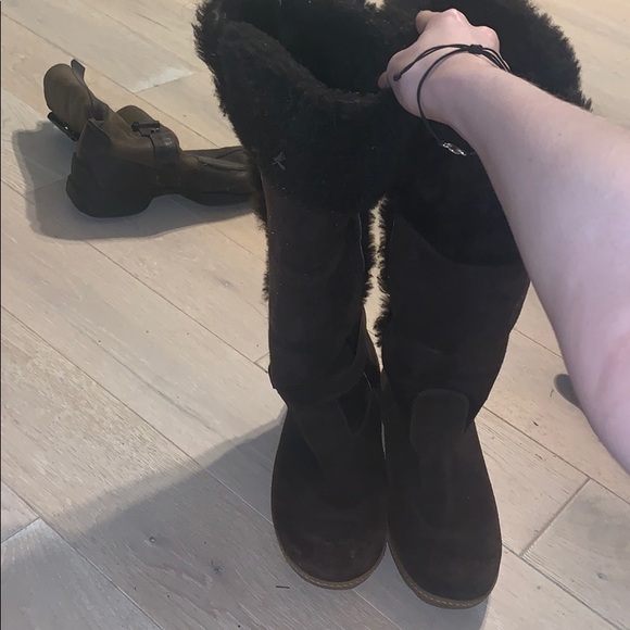 Fur boots - Picture 2 of 5